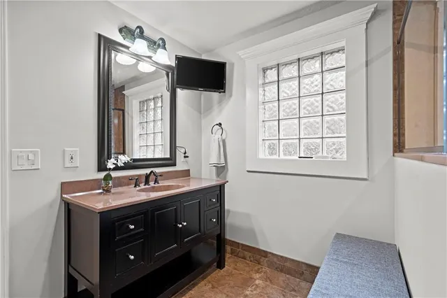 $945,000 | 2004 West 97th Street, Leawood, KS 66206