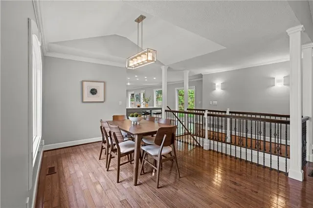 $945,000 | 2004 West 97th Street, Leawood, KS 66206