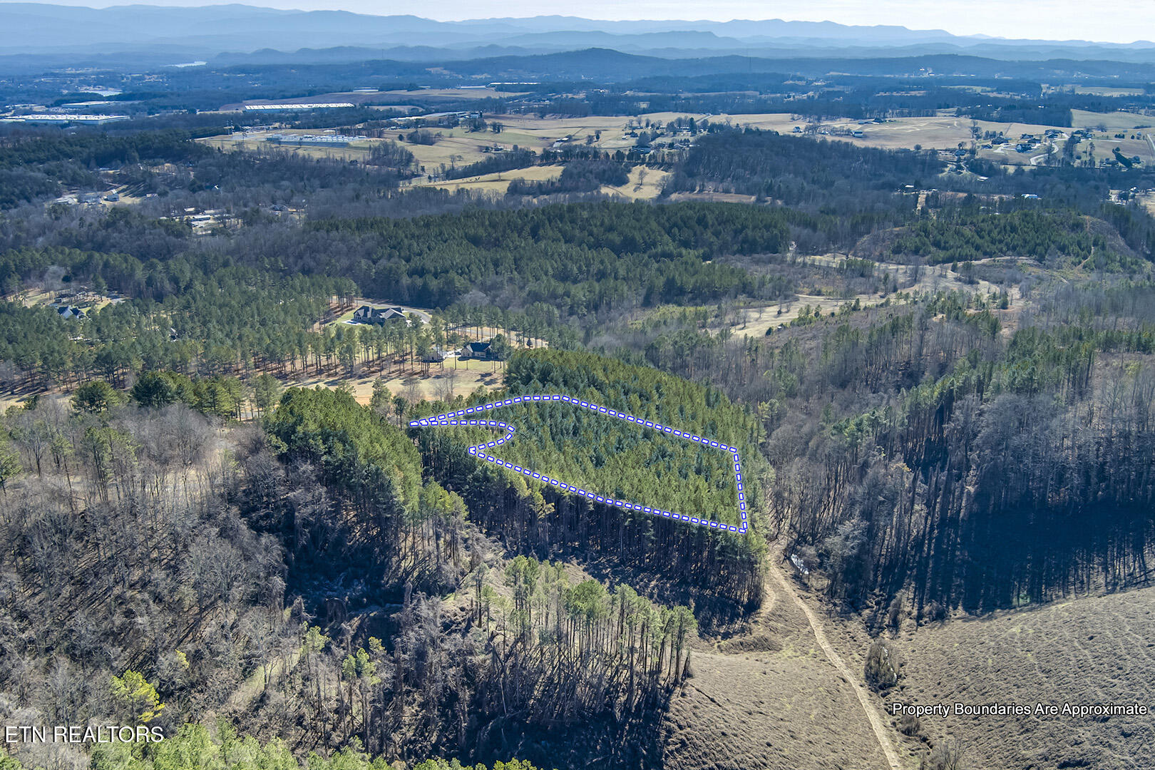 Overlook Way Vonore, TN 37885 - Photo 13 of 21 13_OverlookWay_Lot27R-1_Birdseye_SE