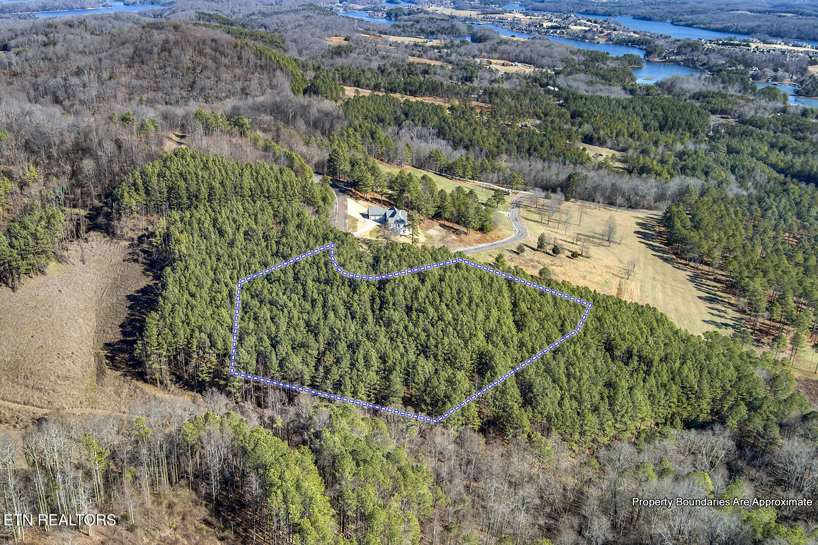 Overlook Way Vonore, TN 37885 - Photo 15 of 21 15_OverlookWay_Lot27R-1_Birdseye_NE