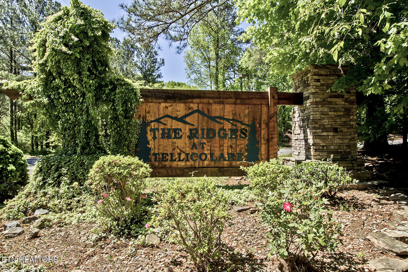 Overlook Way Vonore, TN 37885 - Photo 18 of 21 18_OverlookWay_Lot27R-1_RidgesEntrySign