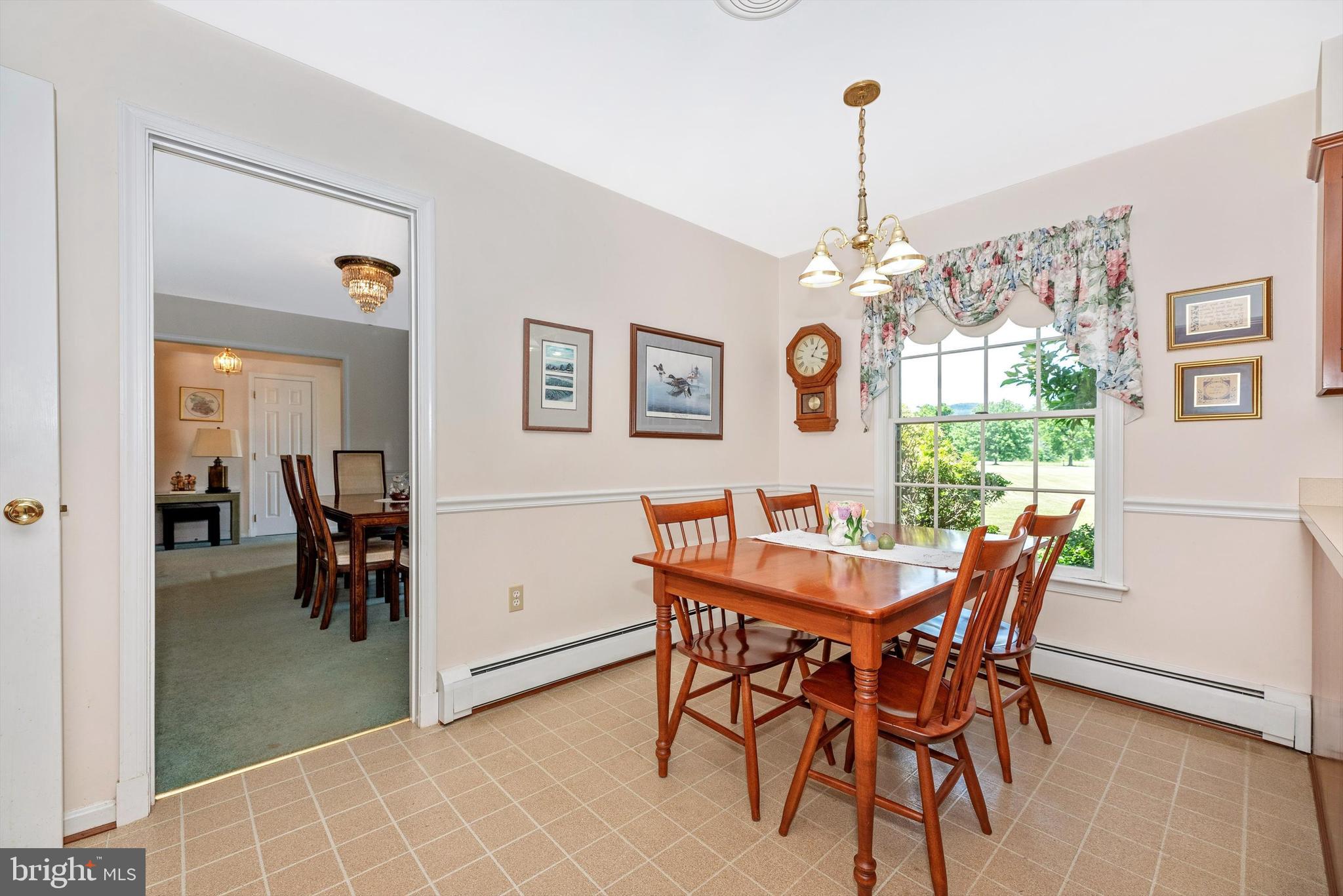 15101 Roddy Road Thurmont, MD 21788 - Photo 14 of 75 Breakfast area