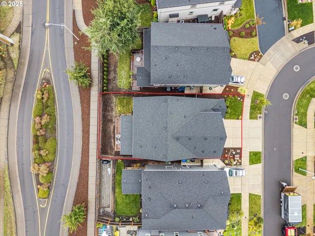 $699,999 | 3566 Nestucca Loop, Eugene, OR 97408