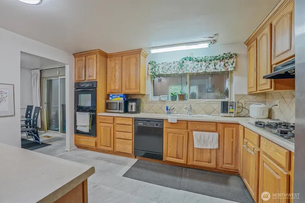 $720,000 | 7918 Timber Hill Drive, Everett, WA 98203