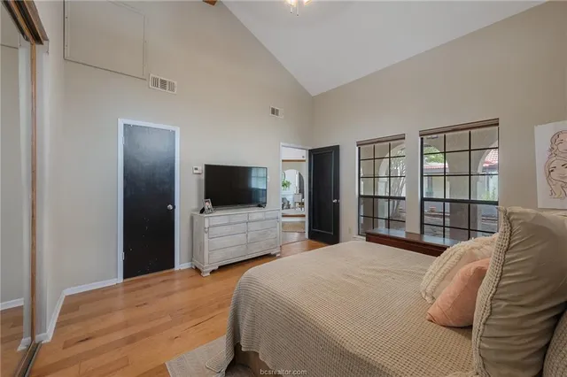 $429,000 | 417 Chimney Hill Drive, College Station, TX 77840