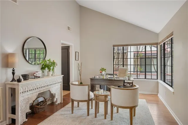 $429,000 | 417 Chimney Hill Drive, College Station, TX 77840