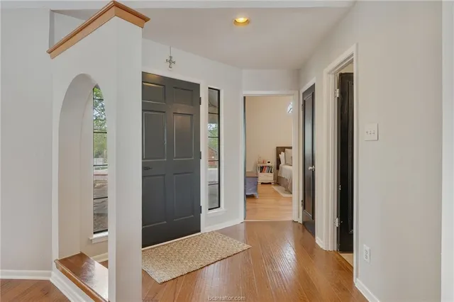 $429,000 | 417 Chimney Hill Drive, College Station, TX 77840