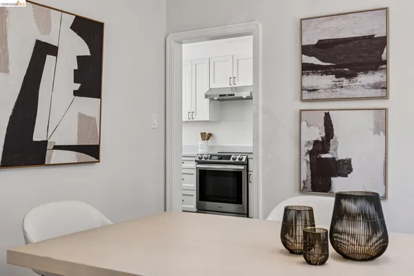 $995,000 | 575 58th Street, Oakland, CA 94609