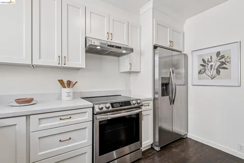 $995,000 | 575 58th Street, Oakland, CA 94609