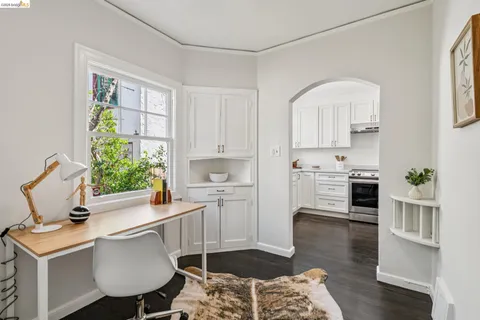 $995,000 | 575 58th Street, Oakland, CA 94609