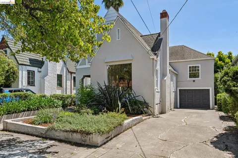 $995,000 | 575 58th Street, Oakland, CA 94609