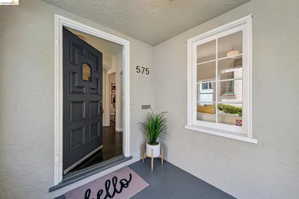$995,000 | 575 58th Street, Oakland, CA 94609