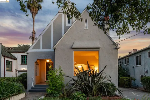 $995,000 | 575 58th Street, Oakland, CA 94609