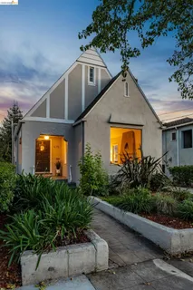 $995,000 | 575 58th Street, Oakland, CA 94609