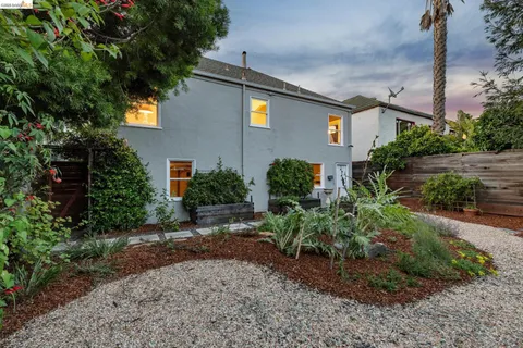$995,000 | 575 58th Street, Oakland, CA 94609
