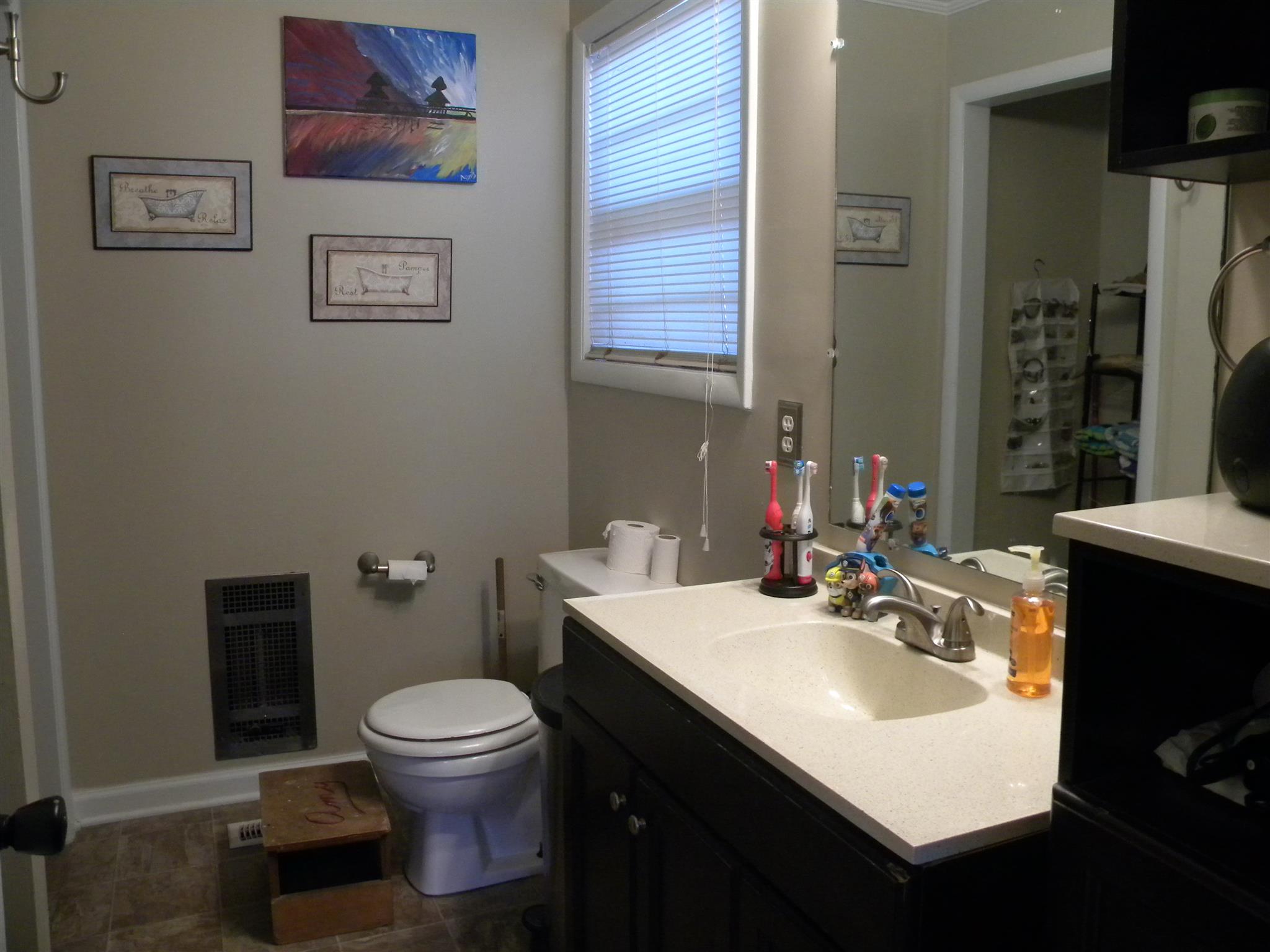102 Salem Road Hohenwald, TN 38462 - Photo 11 of 27 Master Bathroom