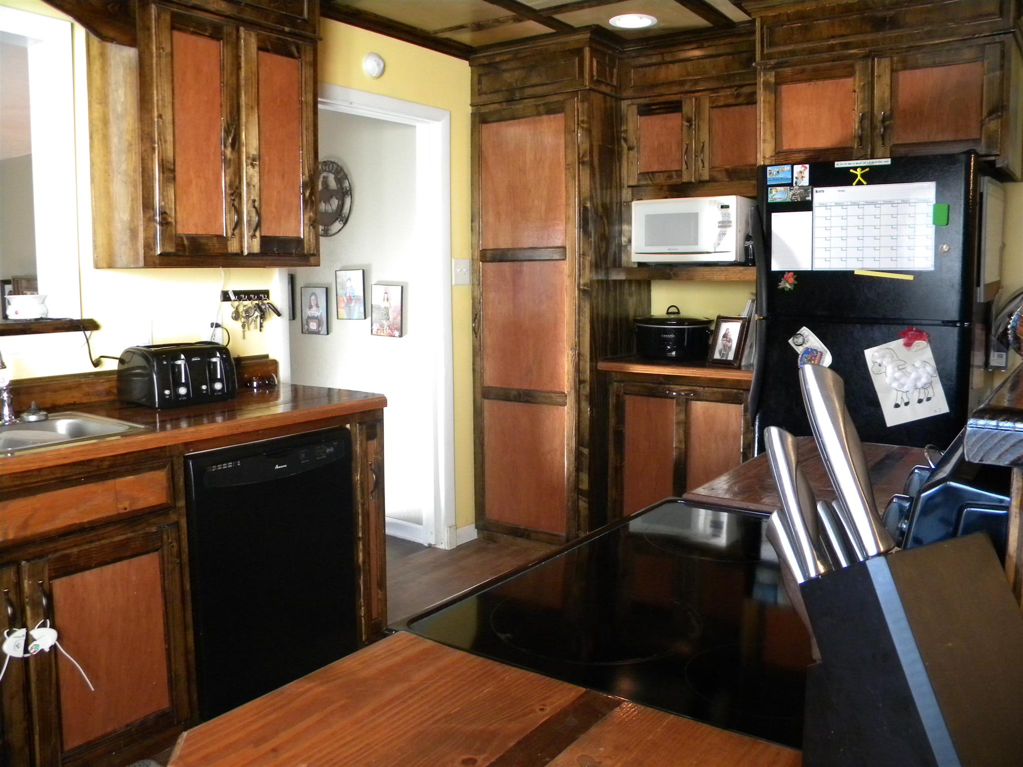 102 Salem Road Hohenwald, TN 38462 - Photo 7 of 27 Kitchen, plenty of cabinets