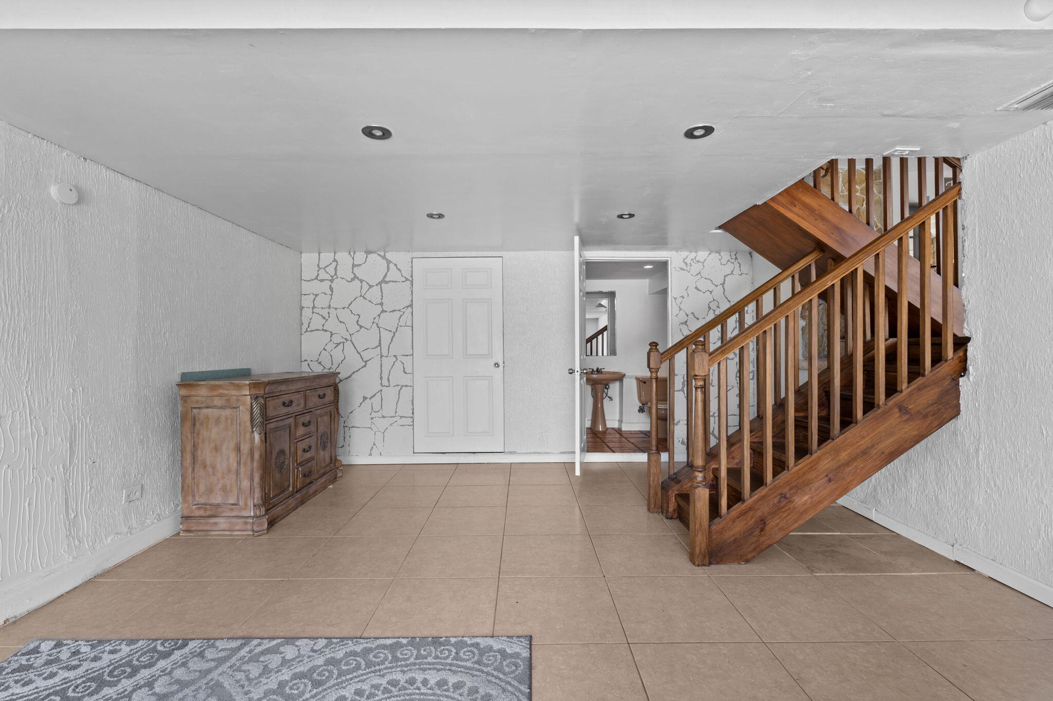 1425 Northeast 4th Court Boca Raton, FL 33432 - Photo 18 of 66 18-web-or-mls-A7409550