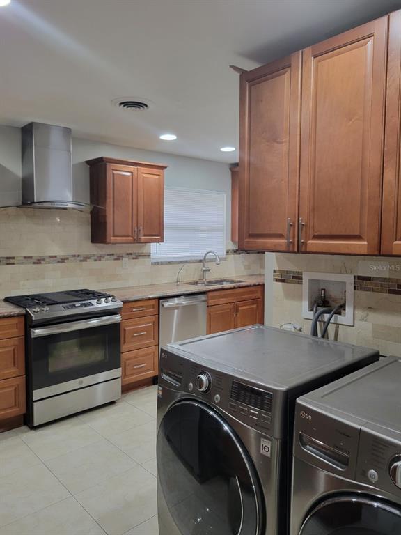 1835 Nursery Road Clearwater, FL 33764 - Photo 15 of 49