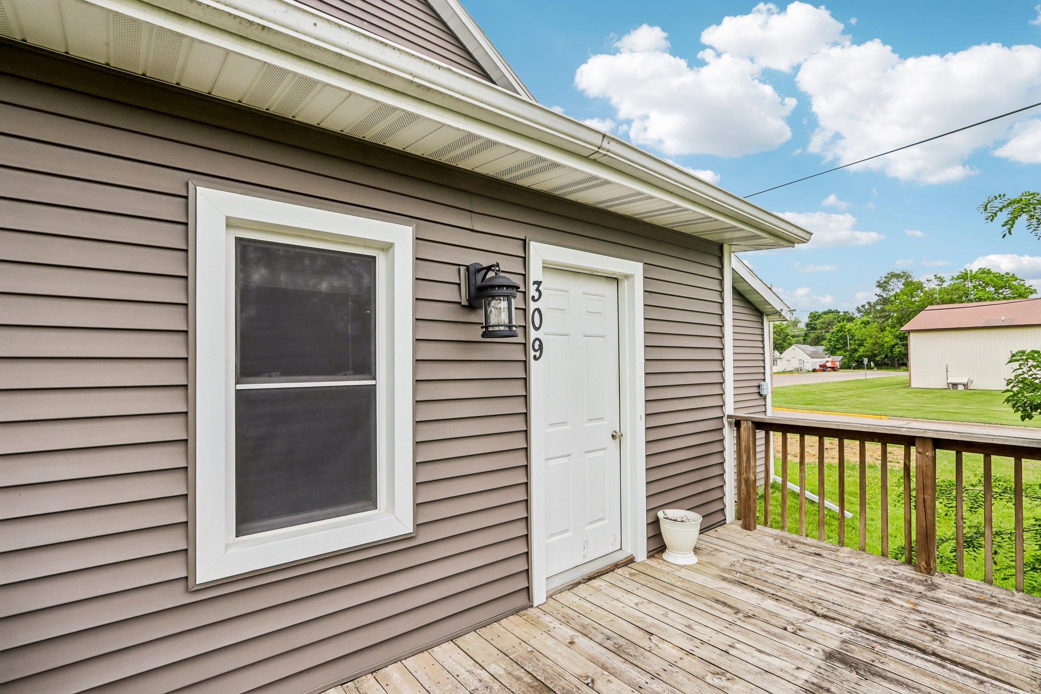 309 Cedar Street Baraboo, WI 53913 - Photo 53 of 55