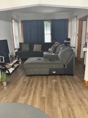 $359,900 | 4923 South Komensky Avenue, Chicago, IL 60632