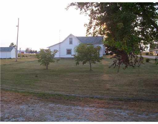 4644 Tama Road Celina, OH 45822 - Photo 3 of 17 Gallery Image 3