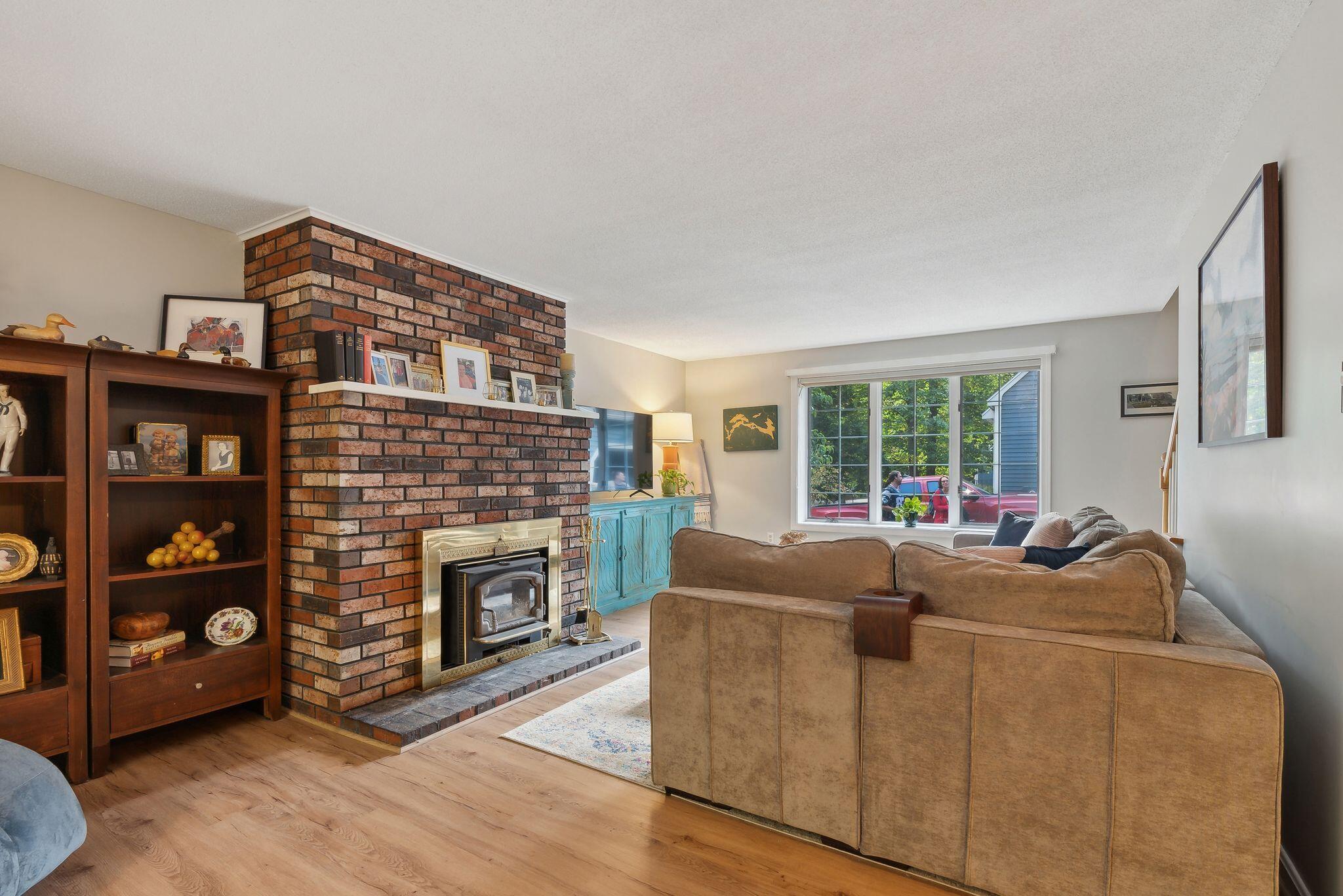 10 Azalea Lane, Unit 10 Windham, ME 04062 - Photo 18 of 32 25_DSC04778