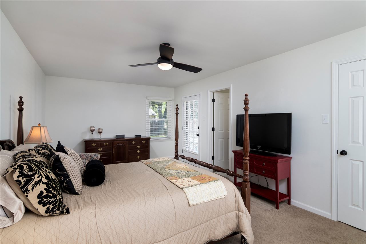 1947 Corbin Road Germantown, TN 38139 - Photo 12 of 24 Gallery Image 12