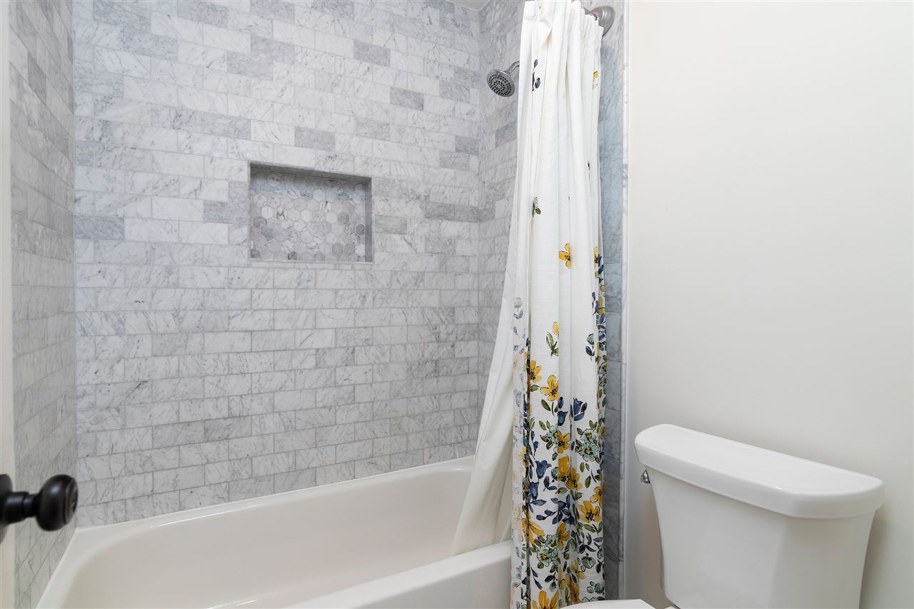 1947 Corbin Road Germantown, TN 38139 - Photo 14 of 24 Gallery Image 14