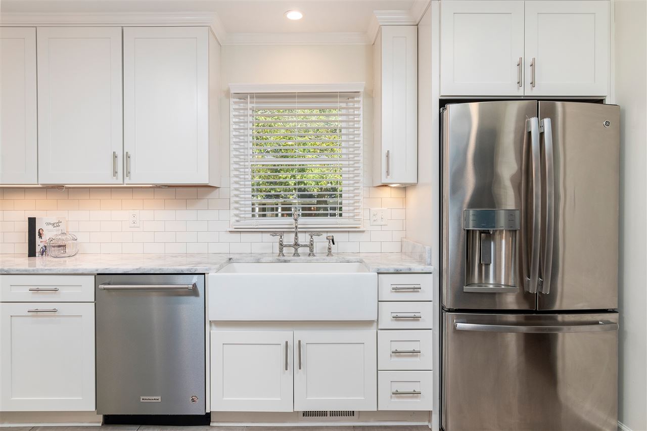 1947 Corbin Road Germantown, TN 38139 - Photo 7 of 24 Gallery Image 7