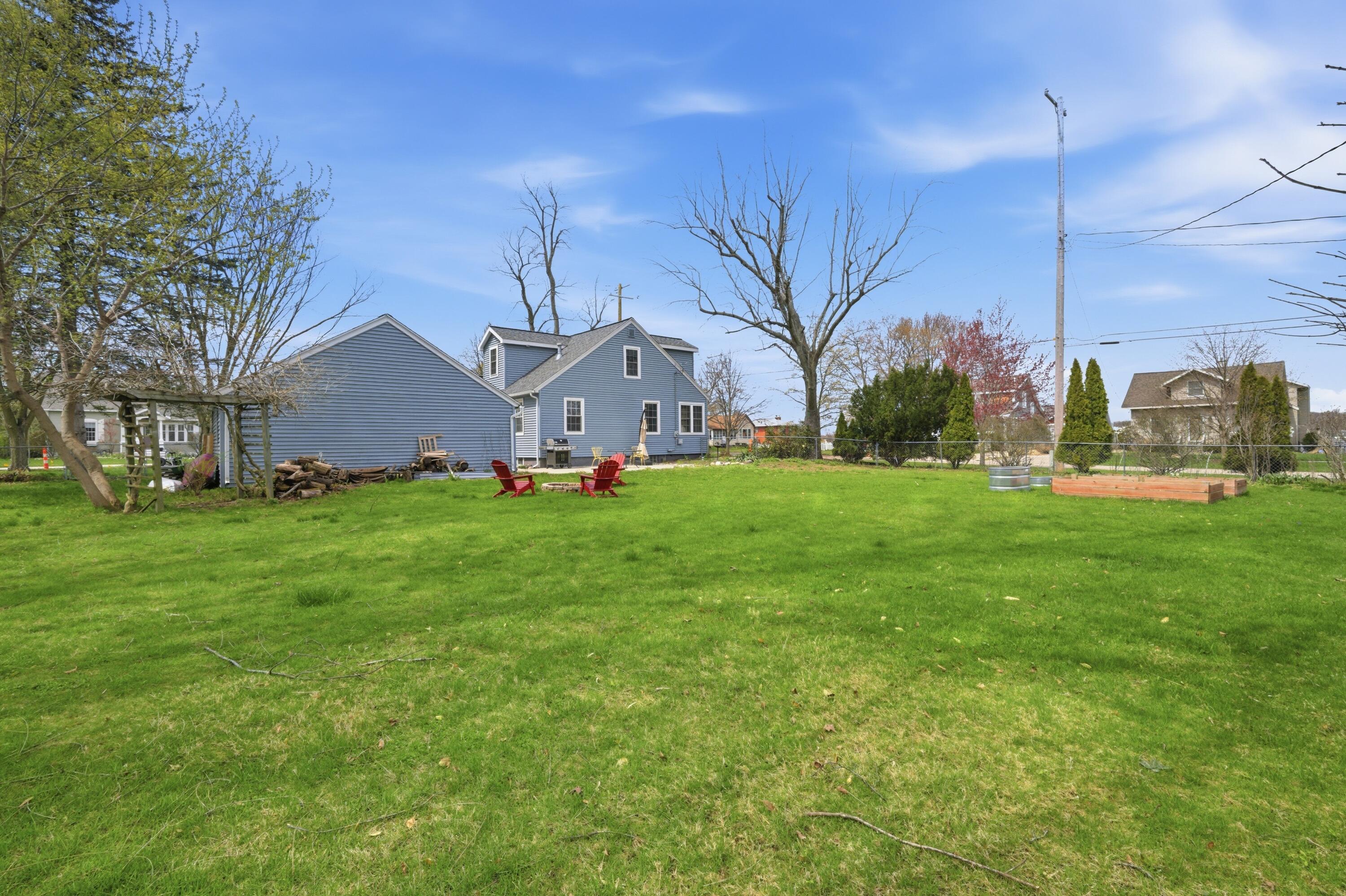 220 Barber Street Spring Lake, MI 49456 - Photo 33 of 55 IMG_0502