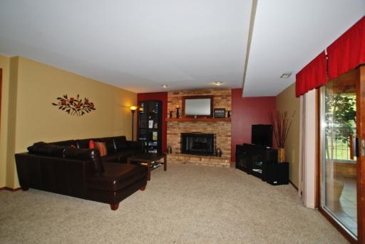 1806 South Tyler Road St. Charles, IL 60174 - Photo 5 of 13