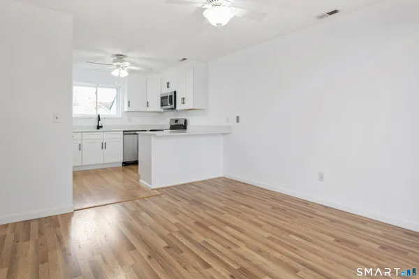 $2,950 | 267 West Cedar Street, Unit 3E, Norwalk, CT 06854