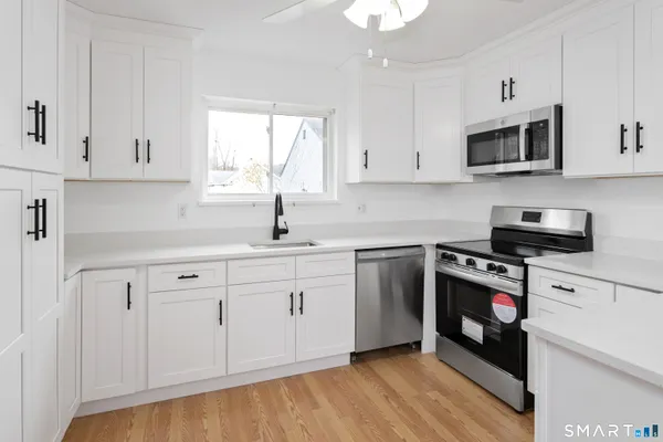 $2,950 | 267 West Cedar Street, Unit 3E, Norwalk, CT 06854