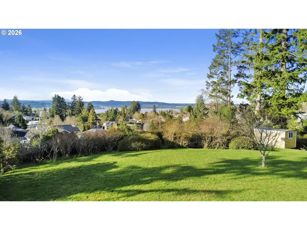$1,050,000 | 999 Ridge Drive, Astoria, OR 97103