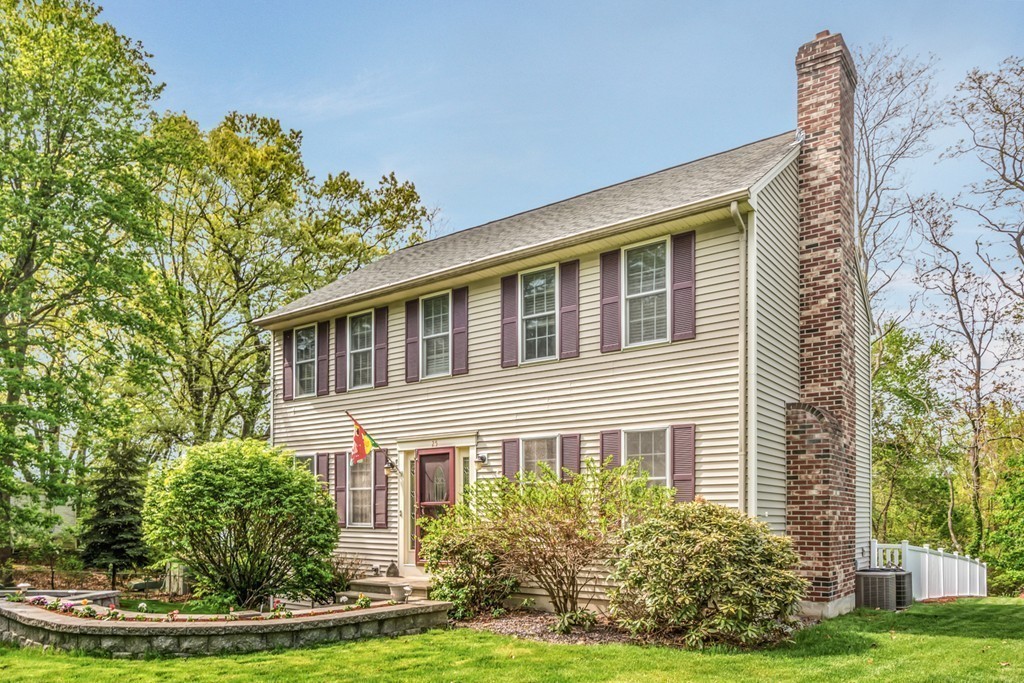 25 Faulkner Road Grafton, MA 01536 - Photo 1 of 24 Gallery Image 1