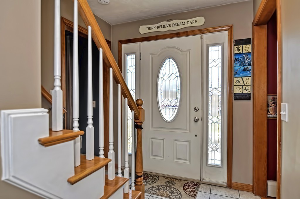 25 Faulkner Road Grafton, MA 01536 - Photo 4 of 24 Gallery Image 4
