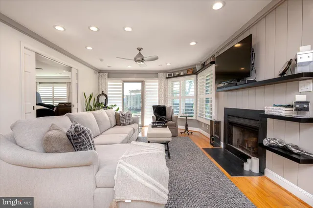 $4,200 | 2125 Quay Village Court, Unit T1, Annapolis, MD 21403