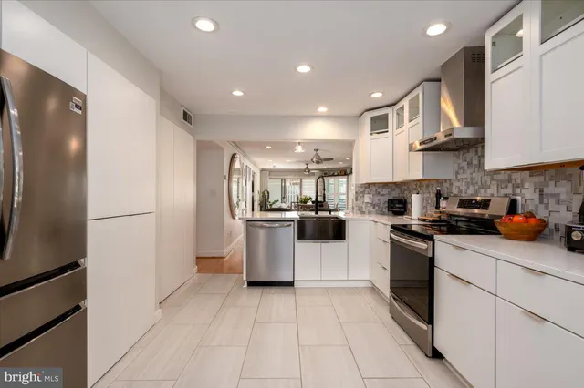 $4,200 | 2125 Quay Village Court, Unit T1, Annapolis, MD 21403