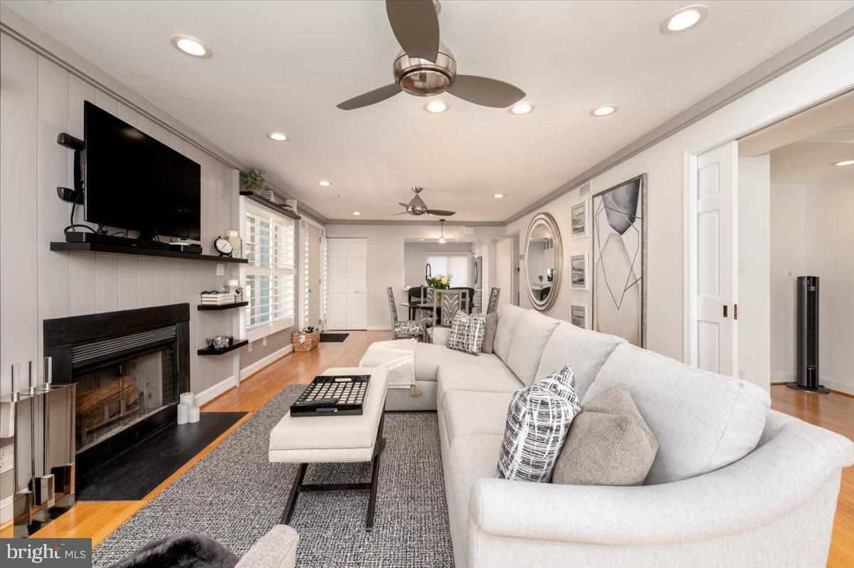 2125 Quay Village Court, Unit T1 Annapolis, MD 21403 - Photo 6 of 36 a living room with fireplace furniture and a flat screen tv