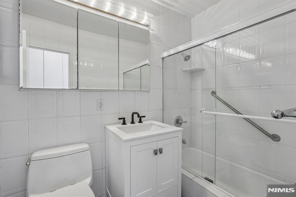 3 Horizon Road, Unit 1021 Fort Lee, NJ 07024 - Photo 16 of 20