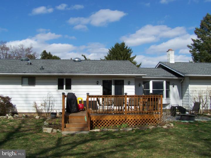 786 Rambler Road Warminster, PA 18974 - Photo 18 of 19 Exterior Back