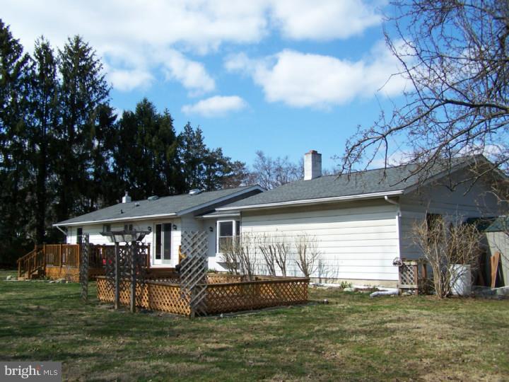 786 Rambler Road Warminster, PA 18974 - Photo 19 of 19 Exterior Back