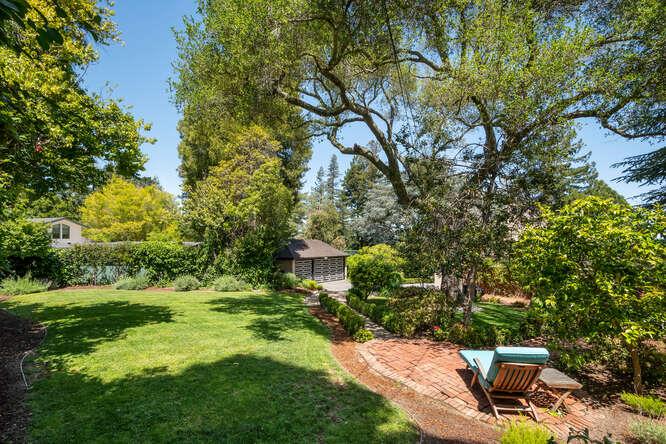 315 Arden Road Hillsborough, CA 94010 - Photo 29 of 31 a backyard of a house with lots of green space