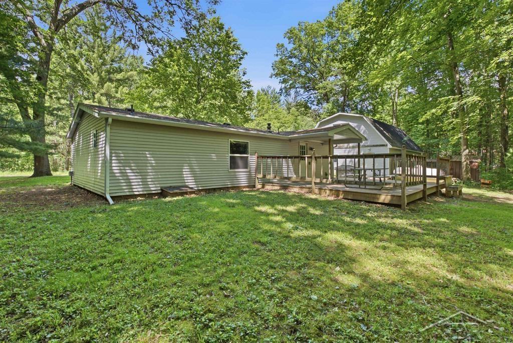 203 West Sampson Road Sanford, MI 48657 - Photo 23 of 29