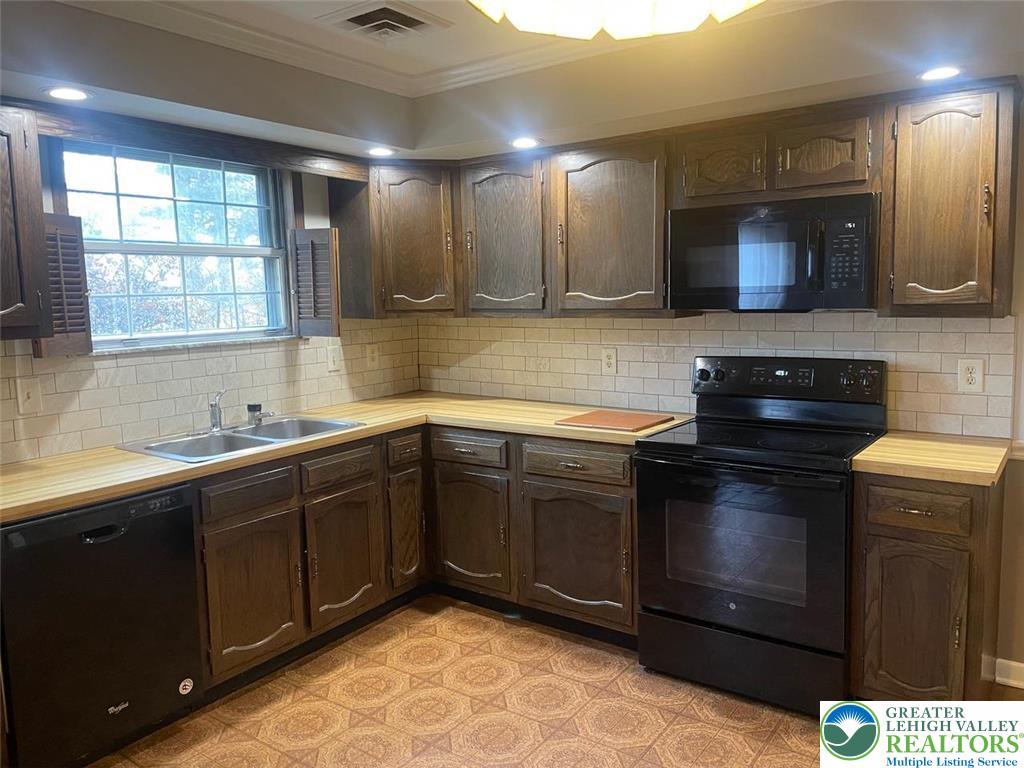 3516 Edinburgh Road Allentown, PA 18104 - Photo 14 of 36