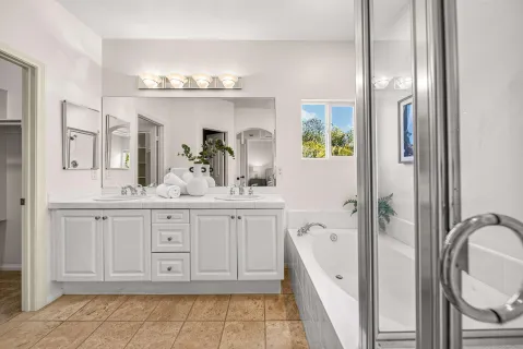 $1,674,000 | 7100 Surfbird Circle, Carlsbad, CA 92011