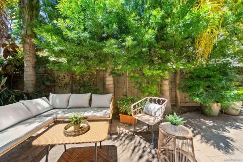 $1,674,000 | 7100 Surfbird Circle, Carlsbad, CA 92011