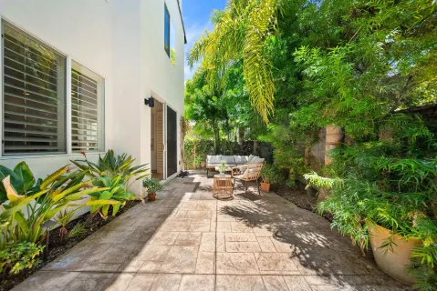 $1,674,000 | 7100 Surfbird Circle, Carlsbad, CA 92011