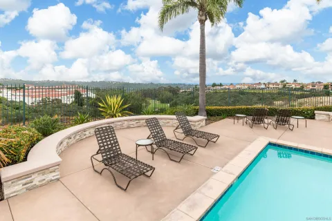 $1,674,000 | 7100 Surfbird Circle, Carlsbad, CA 92011